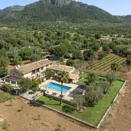 Finca - Agroturisme Sa Parellada โรงแรมในบินิโบนา