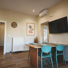 Kantouni House 2, hotel a Potamós