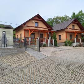 Bungalows Michalka - Podhájska, hotel in Podhájska