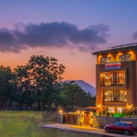 Moustache Hostel Lonavala, Hotel in Malavli