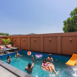 Moustache Hostel Lonavala, hotel a Malavli