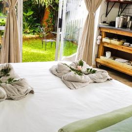 Rose cottage Garden Suite, hotel di Pretoria