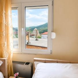 R&A Apartments, хотел в Берат