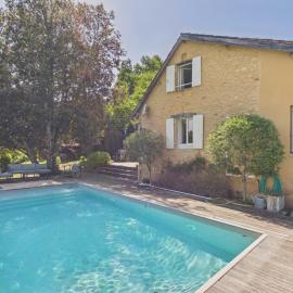 Charmante maison familiale avec piscine pour 7, hotel u gradu 'Proissans'