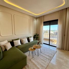 Modern Oasis Studio Balcony, Parking & WiFi, хотел в Maarif