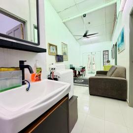 Lanang Islamic Homestay