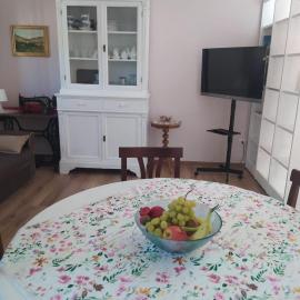 Casa vacanze Aielli Risorgimento โรงแรมในAielli