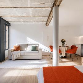 Appartement design proche Paris、バニョレのホテル