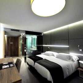 Hotel & Spa Ciudad de Binéfar, hotel v destinácii Binéfar