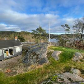 Havblikk, cozy cabin by the sea with beautiful views, hotel v destinaci Mandal