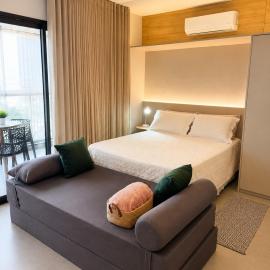 Studio na Av Esmeraldas com garagem, hotel in Marília