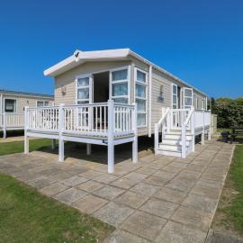 Hopton Holiday Village - Holiday Accommodation 632