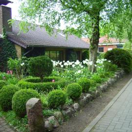 Ferienwohnung Diena - Unterkunft mit toller Ausstattung und zwei Terrassen，塔爾普的飯店