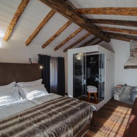 Chambres d’hôtes La Latteria, hotel a Torgnon