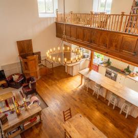 Stunning Church Escape near Rothbury, hotel di Rochester