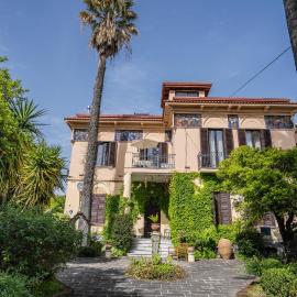 De Vivo Realty - Villa Agatina, hotel in Vico Equense