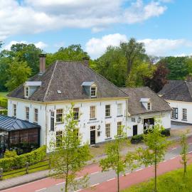 Hotel Restaurant Het Witte Paard, hotel in Delden
