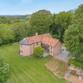 4 Bed in Taunton oc-w35167, hotel a West Monkton