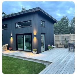 Åhus में, होटल Seabreeze Pine Retreat