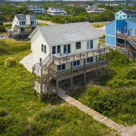 Viesnīca New Listing Oceanfront Hot Tub Amazing Views pilsētā Korolla