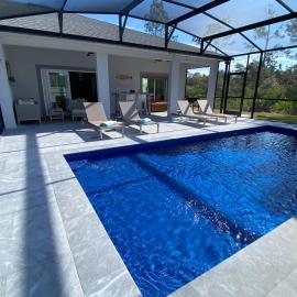 Coastal Escape - 11 mins to Flagler Beach: Palm Coast şehrinde bir otel
