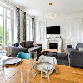 Grand appartement lumineux, séjour spacieux