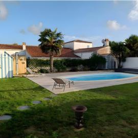 La Barjuline - Île d'Oléron, hotel in La Brée-les-Bains
