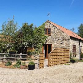 The Old Cart House, hotel in Salton