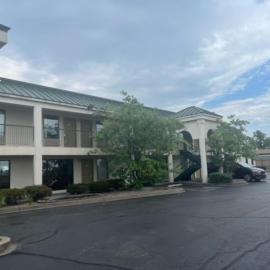 Studio 6 Suites Louisville KY Airport/Expo Center, hotel u gradu Luisvil