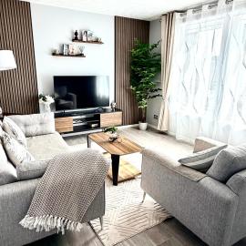 Modern Aberdeen City Centre Virginia Street 2-Bed Apartment near Harbour with Free Parking، فندق في أبردين