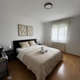 Zen House - Shopping at 3 min, hotelli kohteessa Marnach