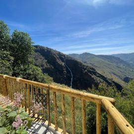 Casa Walhalla & Cortijo El Páramo, hotell sihtkohas Pampaneira