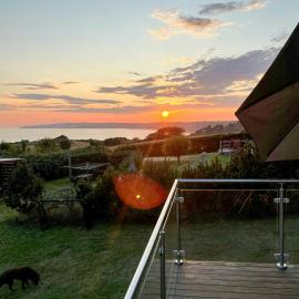 Summer House With Panoramic Sea Views On Røsnæs, viešbutis mieste Kalundborgas