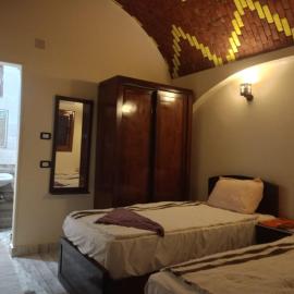 Manzil Al-Wahati: Bawati şehrinde bir otel