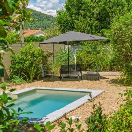 VILLA PROVENCE-SPA&BBQ CENTRE AU CALME- JARDIN - TERRASSES