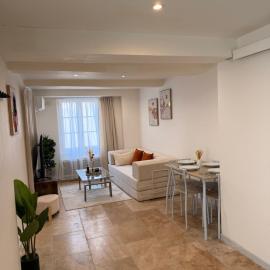 Le petit nid provençal, hotell sihtkohas Sorgues