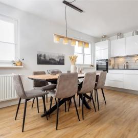Keyforest Homes - Moderne Maisonette nahe Basel, 7 Guests, Weitblick, Coffee-Bar, Free-Parking