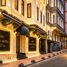 Bond Hotel