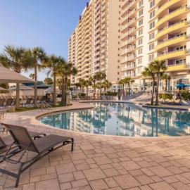 Ocean Walk Resort 2BR Apartment, hotel in Daytona Beach