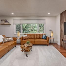 Artistic downtown 2br king bed, hotel di Anchorage
