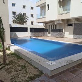 Cap Kantaoui Residence Appart S2 Trés Ht Standing meublé équipé avec Piscine, Hotel in Hammam Sousse