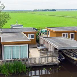 Sluisje 55, Hotel in Kuinre