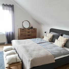 Modernes Apartment bei Kassel inklusive FREE Parking, hotel a Fuldabrück