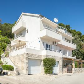Apartments with parking space Hvar - 25144, готель у Хварі