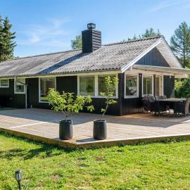 3 Bedroom Cozy Home In Glesborg, ξενοδοχείο σε Glesborg