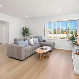 Woodford Beachside Escape - Easy Walk to Beach