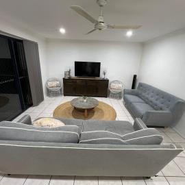 4 Bedroom Family House, Pets - Yes
