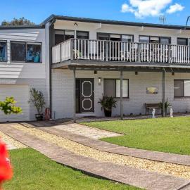 Mollymook Beach Haven - near ocean & golf course