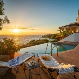 Infinity Pool Villa By The Sea Near Villasimius