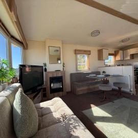 The Meadows 34 - Golden Palm Resort, pet friendly, WiFi & bed linen - Meadow Lakes Caravan & Lodge Hire